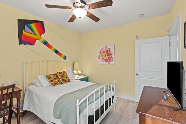 26570 Bay Water Drive 303, Galveston, TX 77554