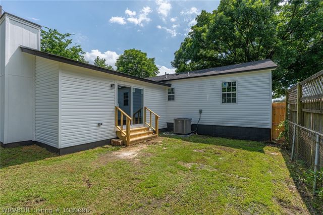 4716 S 34th Street, Fort Smith, AR 72903