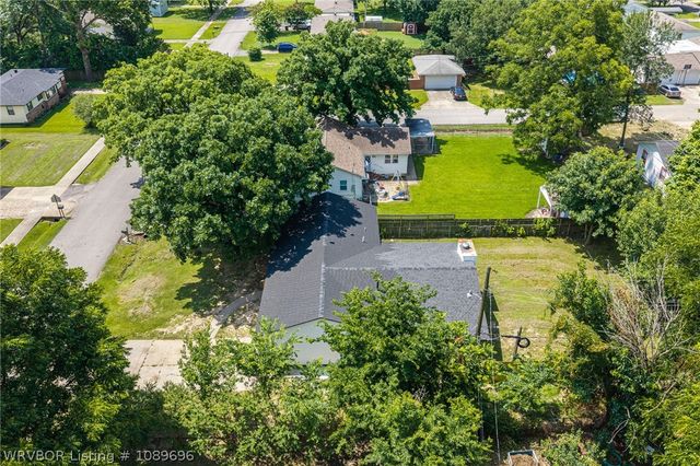 4716 S 34th Street, Fort Smith, AR 72903