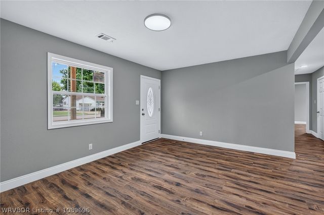 4716 S 34th Street, Fort Smith, AR 72903
