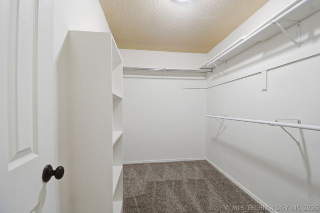 13643 S Oak Place, Glenpool, OK 74033
