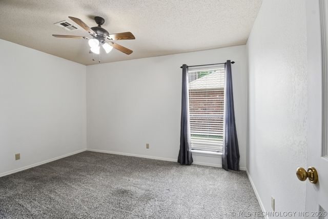13643 S Oak Place, Glenpool, OK 74033