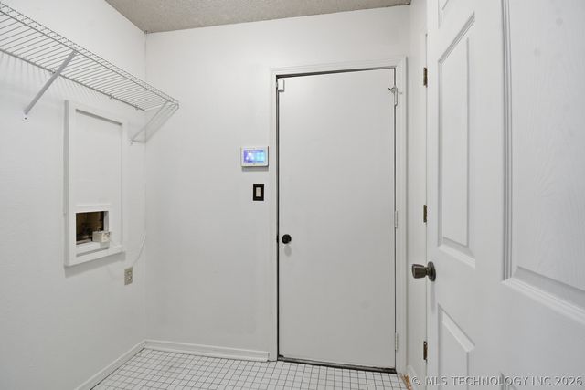 13643 S Oak Place, Glenpool, OK 74033