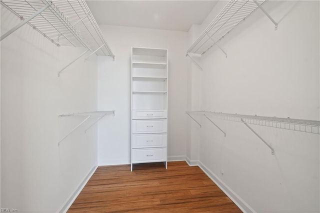 5564 Frog Pond LN, Virginia Beach, VA 23455