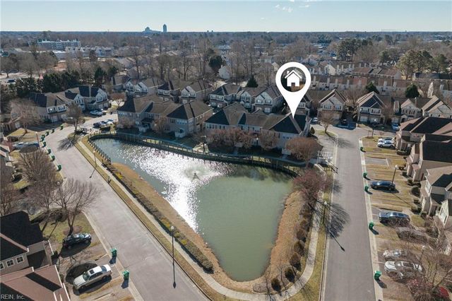 5564 Frog Pond LN, Virginia Beach, VA 23455