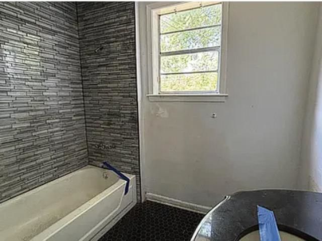 1570 WAVERLY AVE, Memphis, TN 38106