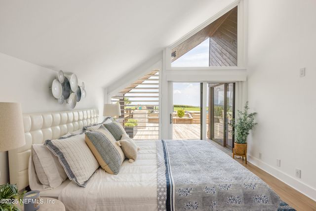 2277 SEMINOLE Road M, Atlantic Beach, FL 32233