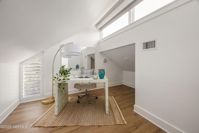 2277 SEMINOLE Road M, Atlantic Beach, FL 32233