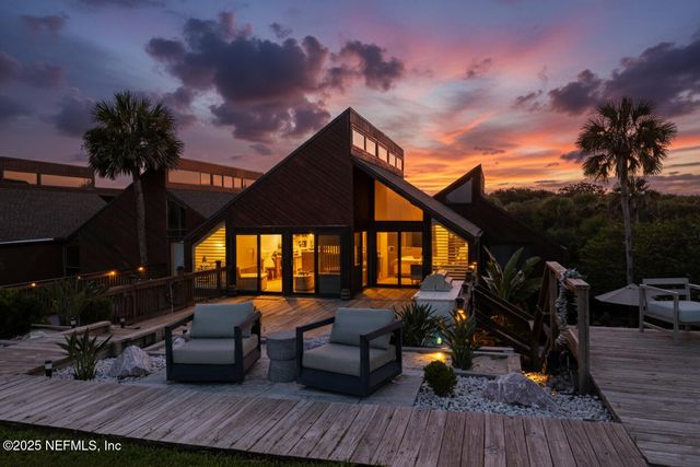 2277 SEMINOLE Road M, Atlantic Beach, FL 32233