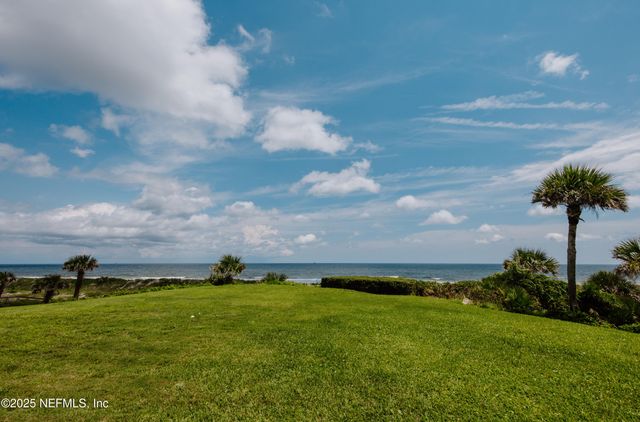 2277 SEMINOLE Road M, Atlantic Beach, FL 32233