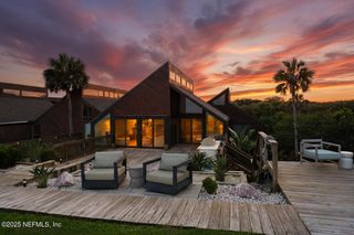 2277 SEMINOLE Road M, Atlantic Beach, FL 32233