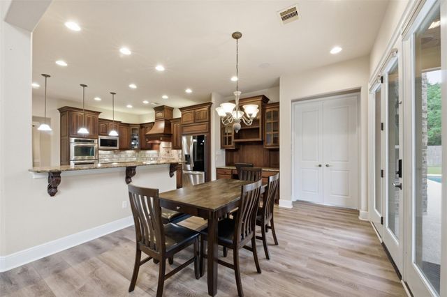 2300 Halls Creek Court, Friendswood, TX 77546