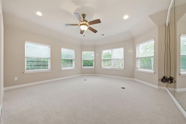 2300 Halls Creek Court, Friendswood, TX 77546