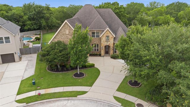 2300 Halls Creek Court, Friendswood, TX 77546