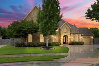 2300 Halls Creek Court, Friendswood, TX 77546