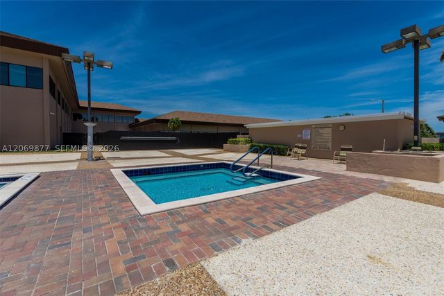 1301 SW 142nd Ave 104-H, Pembroke Pines, FL 33027
