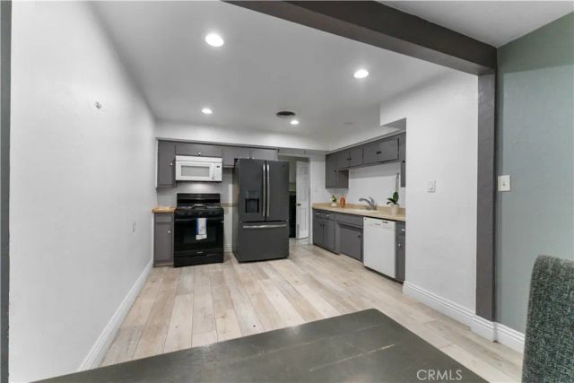 44410 Loneoak, Lancaster, CA 93534