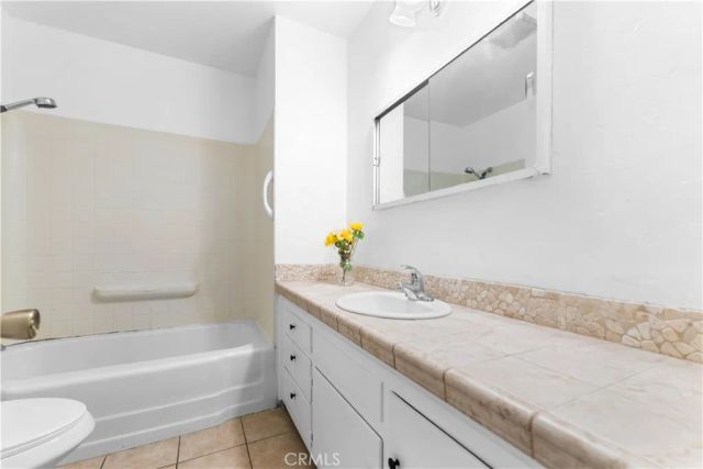 44410 Loneoak, Lancaster, CA 93534