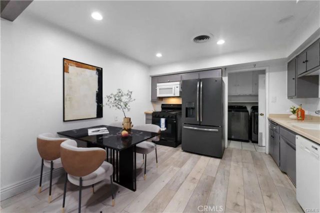 44410 Loneoak, Lancaster, CA 93534