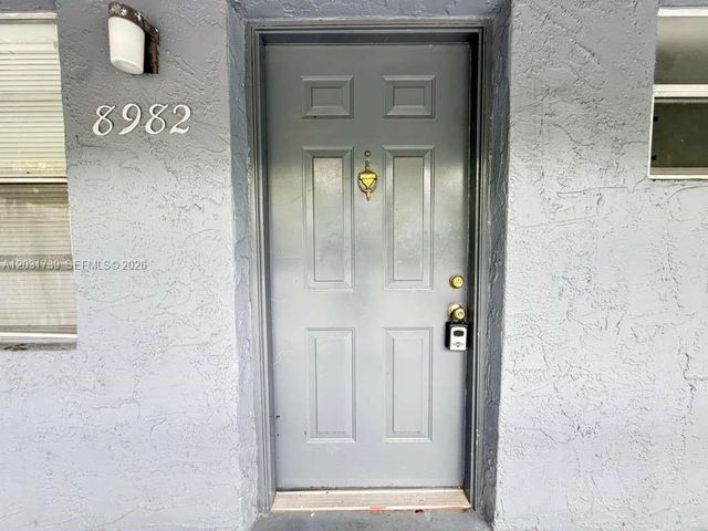 8982 W Sample Rd 204, Coral Springs, FL 33065