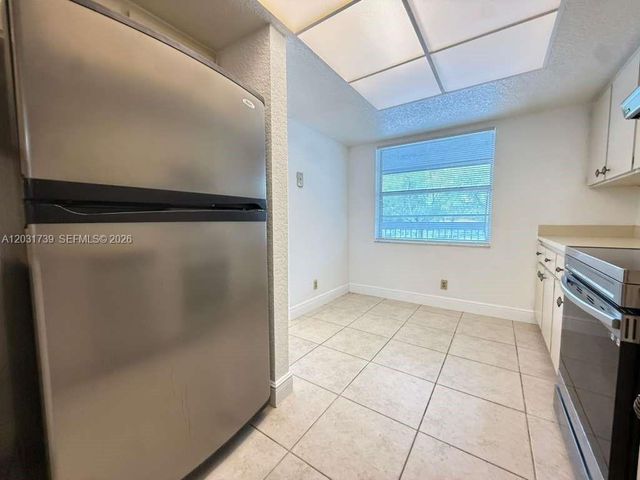 8982 W Sample Rd 204, Coral Springs, FL 33065