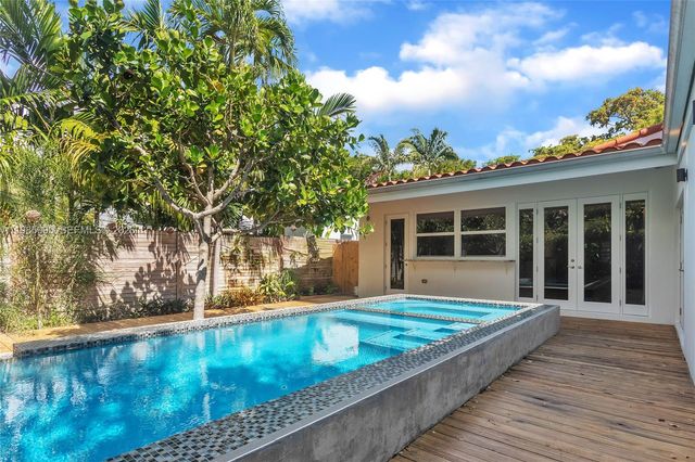 776 NE 74th St 0, Miami, FL 33138