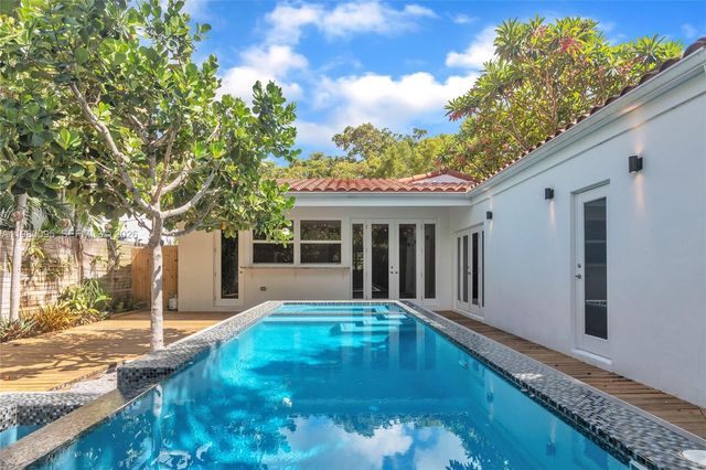 776 NE 74th St 0, Miami, FL 33138