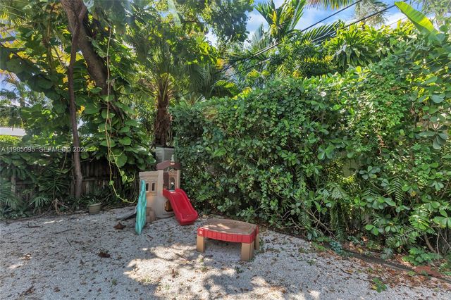 776 NE 74th St 0, Miami, FL 33138