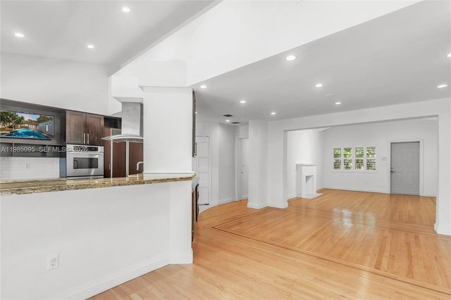 776 NE 74th St 0, Miami, FL 33138