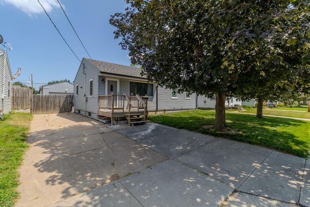 1015 SPRUCE Street, Council Bluffs, IA 51501