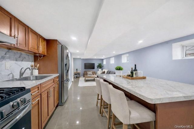 170-21 118 ave, Jamaica, NY 11434