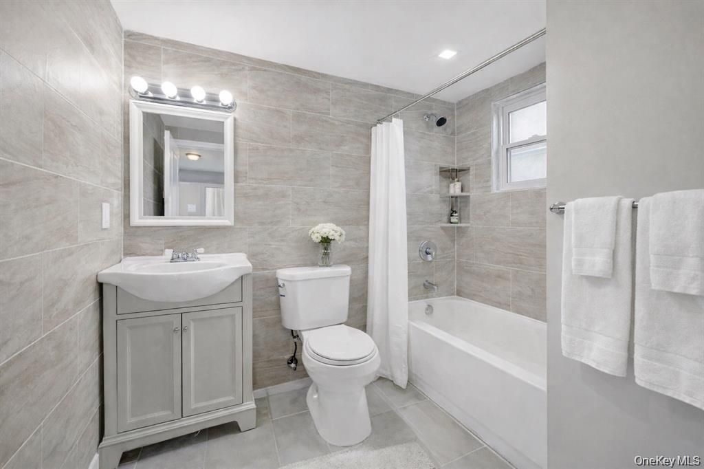 170-21 118 ave, Jamaica, NY 11434 — photo 4