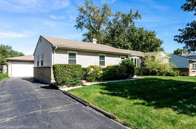 1434 E Norman Drive, Palatine, IL 60074