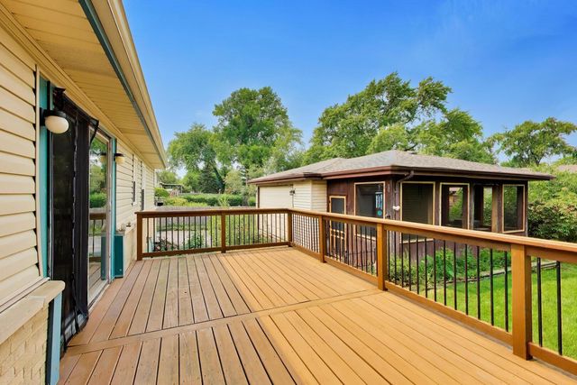 1434 E Norman Drive, Palatine, IL 60074