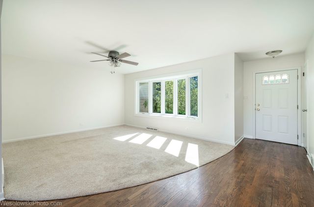 1434 E Norman Drive, Palatine, IL 60074