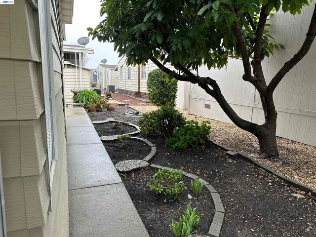 29273 Nantucket Way, Hayward, CA 94544