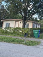 2863 NW 12th Ct, Fort Lauderdale, FL 33311