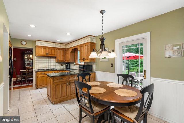 77 MAPLE STREAM RD, Hightstown, NJ 08520