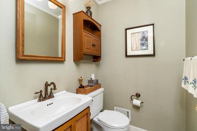 77 MAPLE STREAM RD, Hightstown, NJ 08520
