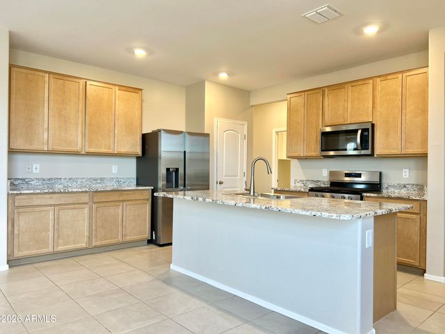 12603 W Vista Avenue, Glendale, AZ 85307