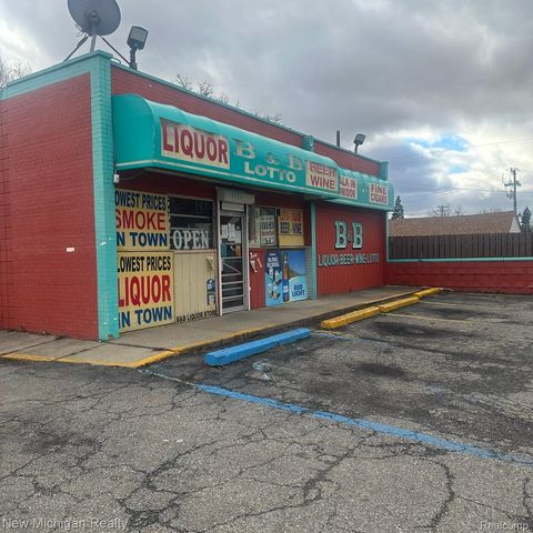 5102 9 Mile Rd, Warren, MI 48091