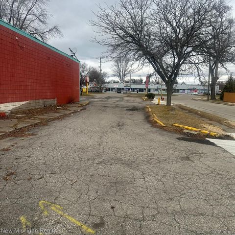 5102 9 Mile Rd, Warren, MI 48091