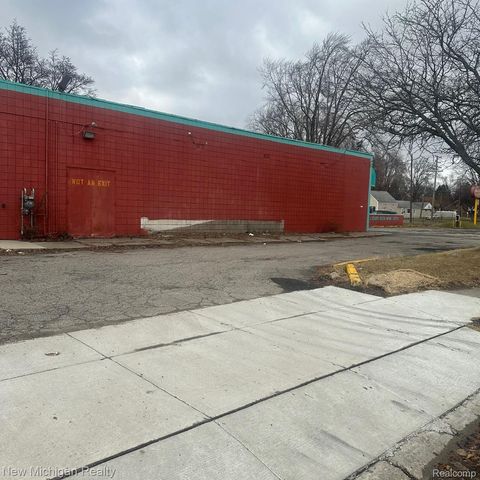 5102 9 Mile Rd, Warren, MI 48091