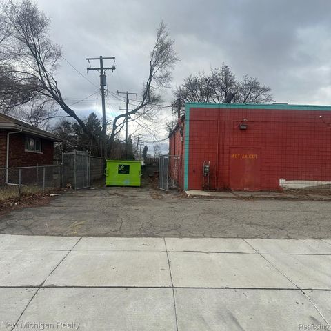 5102 9 Mile Rd, Warren, MI 48091