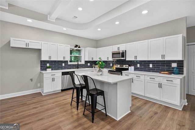 1106 Dee Kennedy Road, Auburn, GA 30011