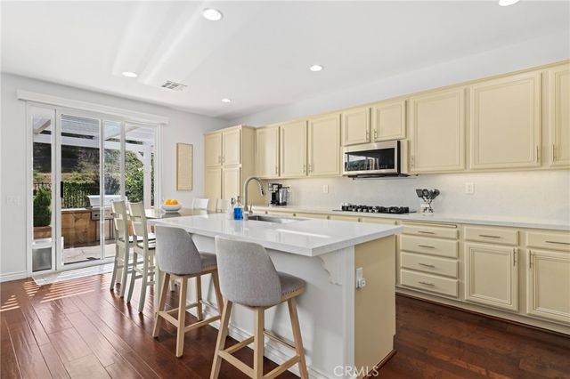 14450 Laurel Lane, Moorpark, CA 93021