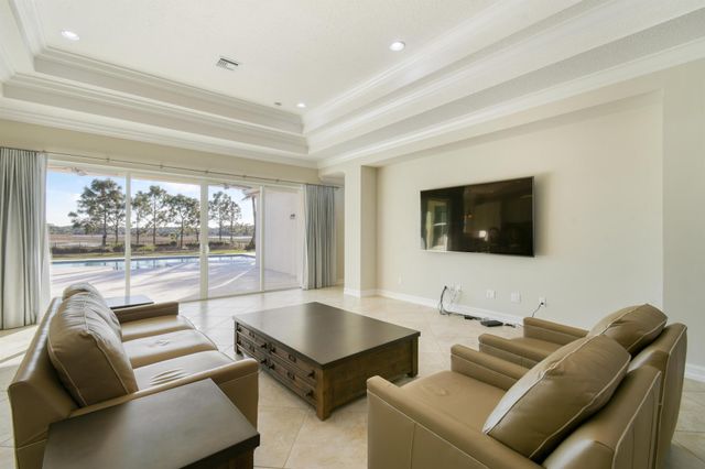 7755 Maywood Crest Drive, West Palm Beach, FL 33412