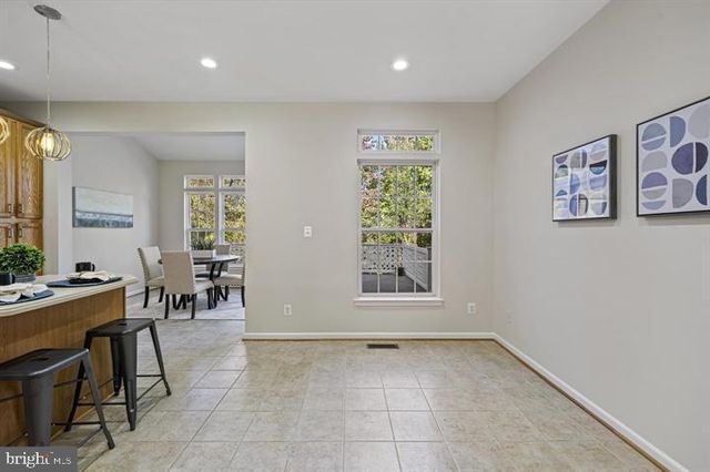 409 MONROE POINT DR, Colonial Beach, VA 22443