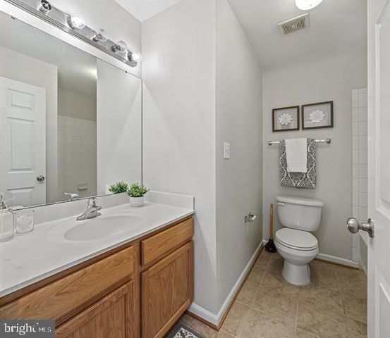 409 MONROE POINT DR, Colonial Beach, VA 22443