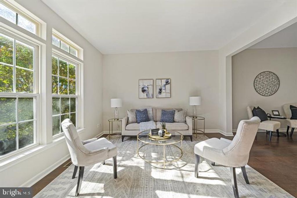 409 MONROE POINT DR, Colonial Beach, VA 22443